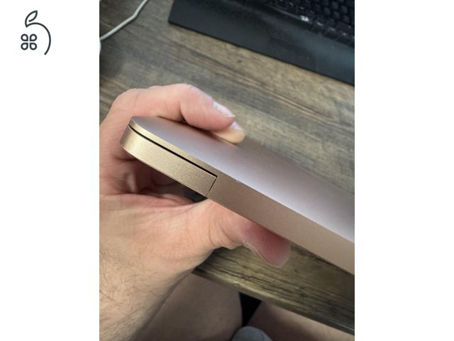 MacBook Air M1 Arany - 256 GB - 8GB