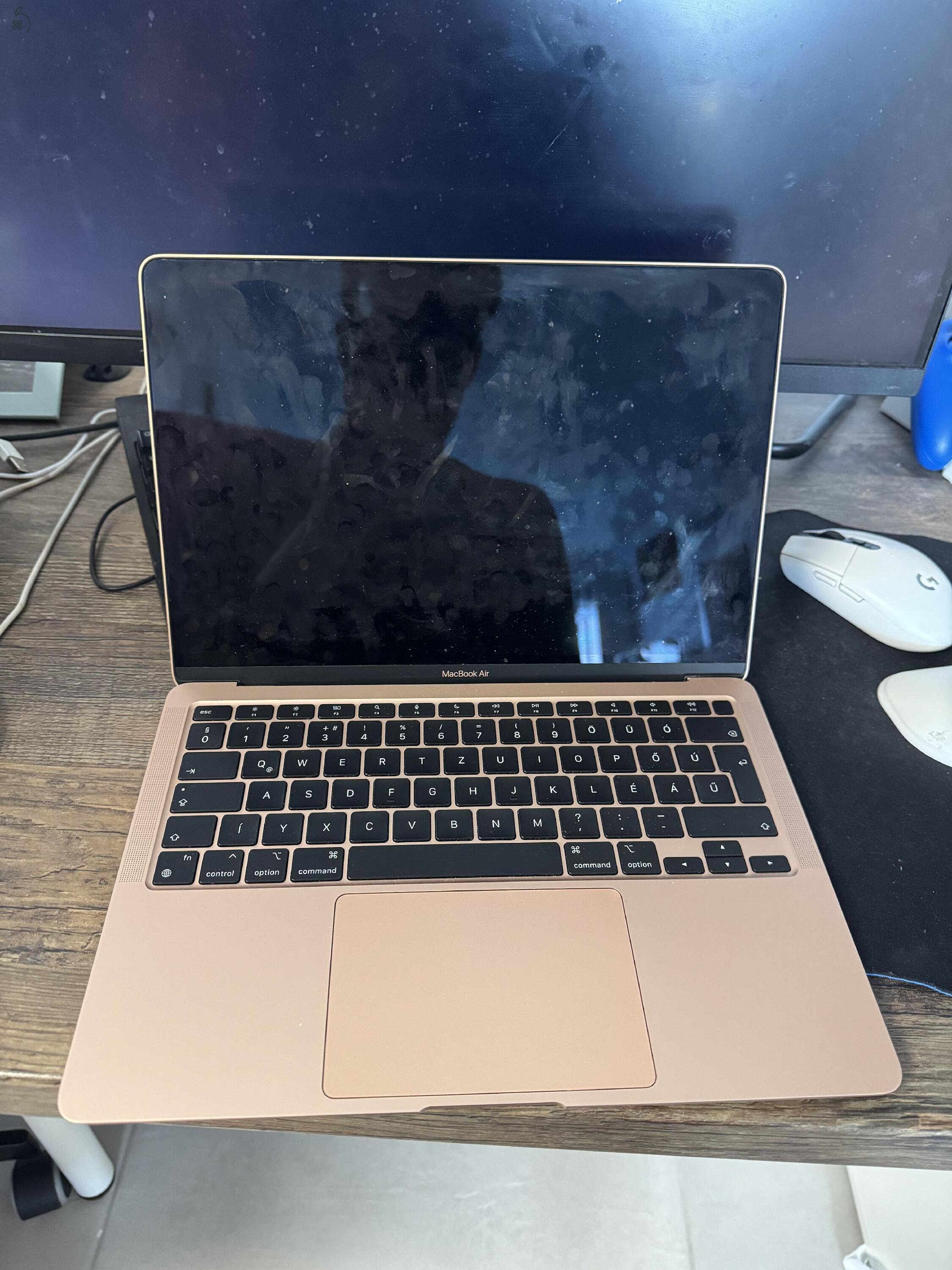 MacBook Air M1 Arany - 256 GB - 8GB