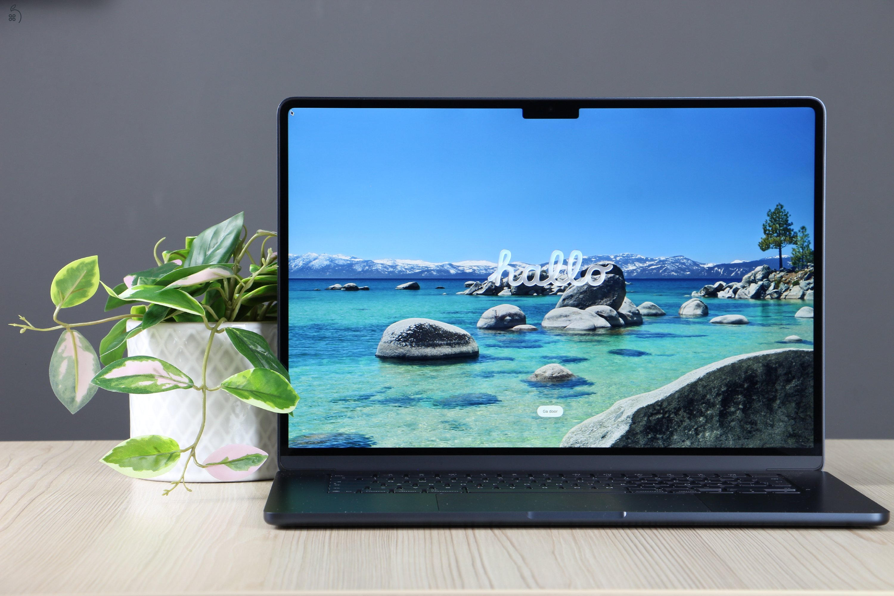 Újszerű Apple Macbook Air 15