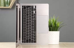 Apple Macbook Pro 13