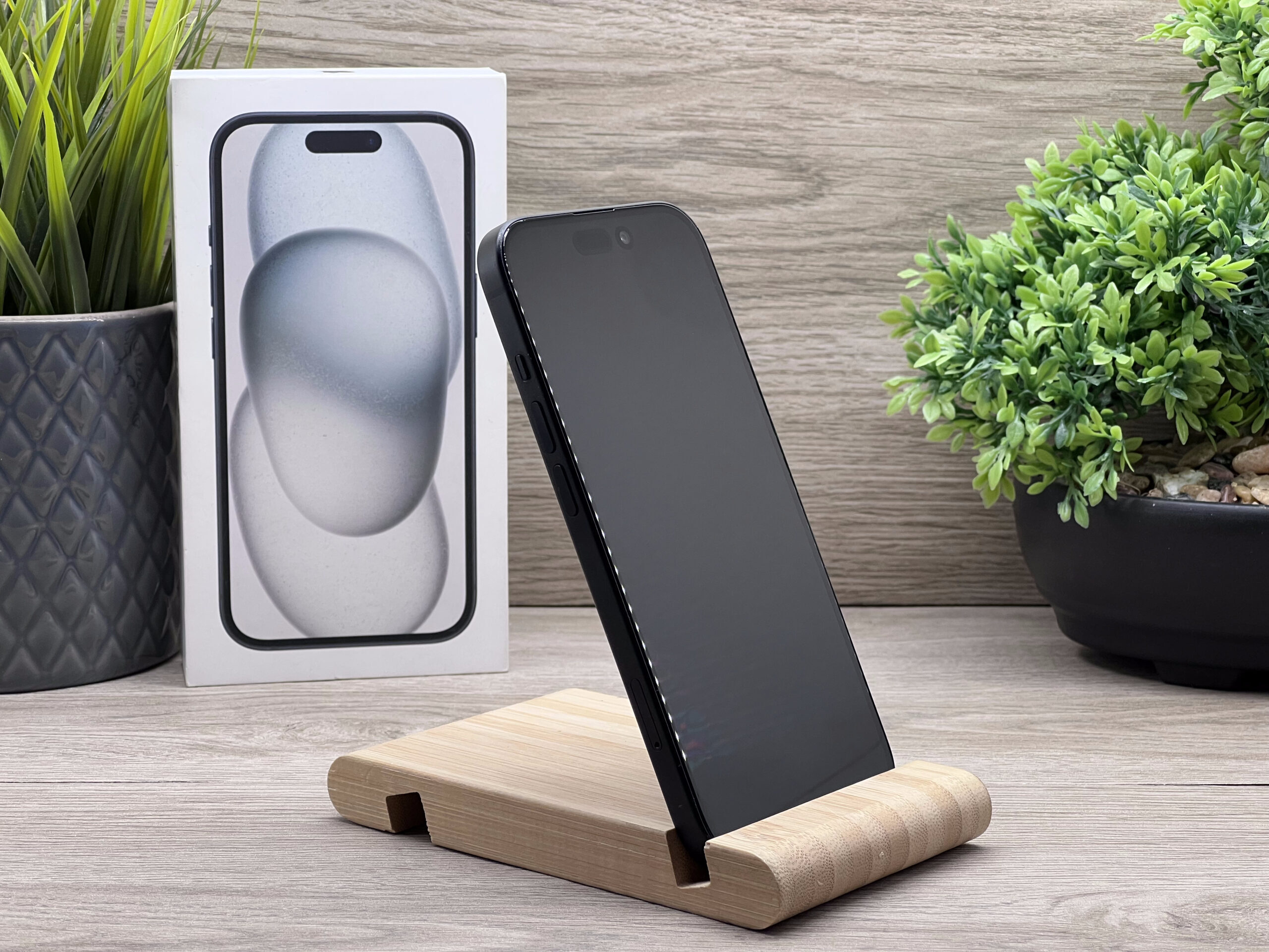 iPhone 15 Black 128GB 2 ÉV Garanciával 93%