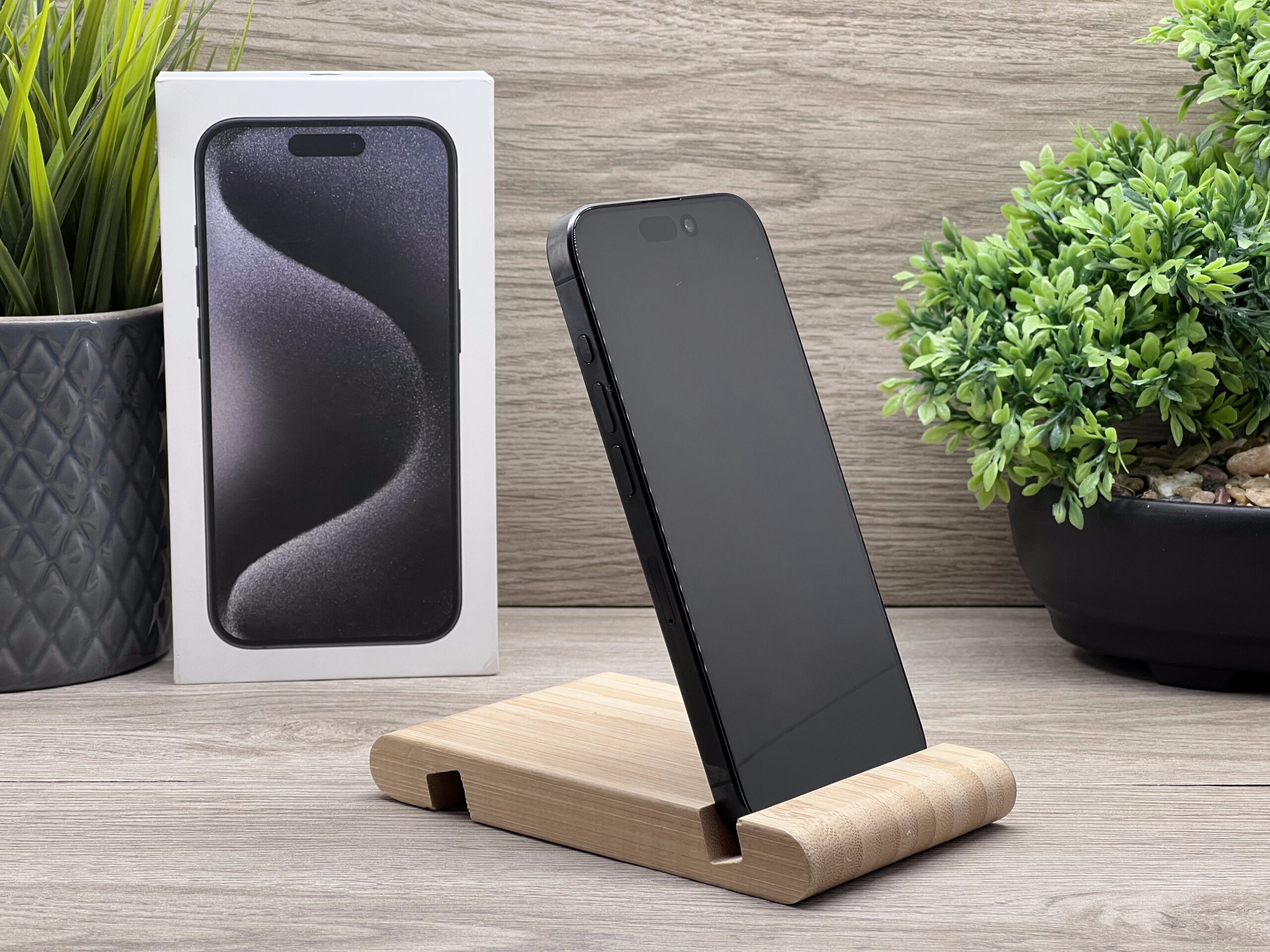 iPhone 15 Pro Black Titanium 256GB 2 ÉV Garanciával 100%