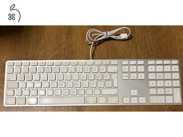 Apple Magic Keyboard numerikus résszel, magyar kiosztás, fehér