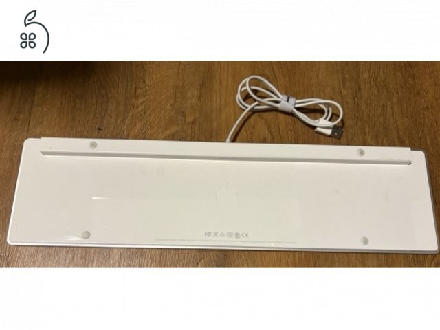 Apple Magic Keyboard numerikus résszel, magyar kiosztás, fehér