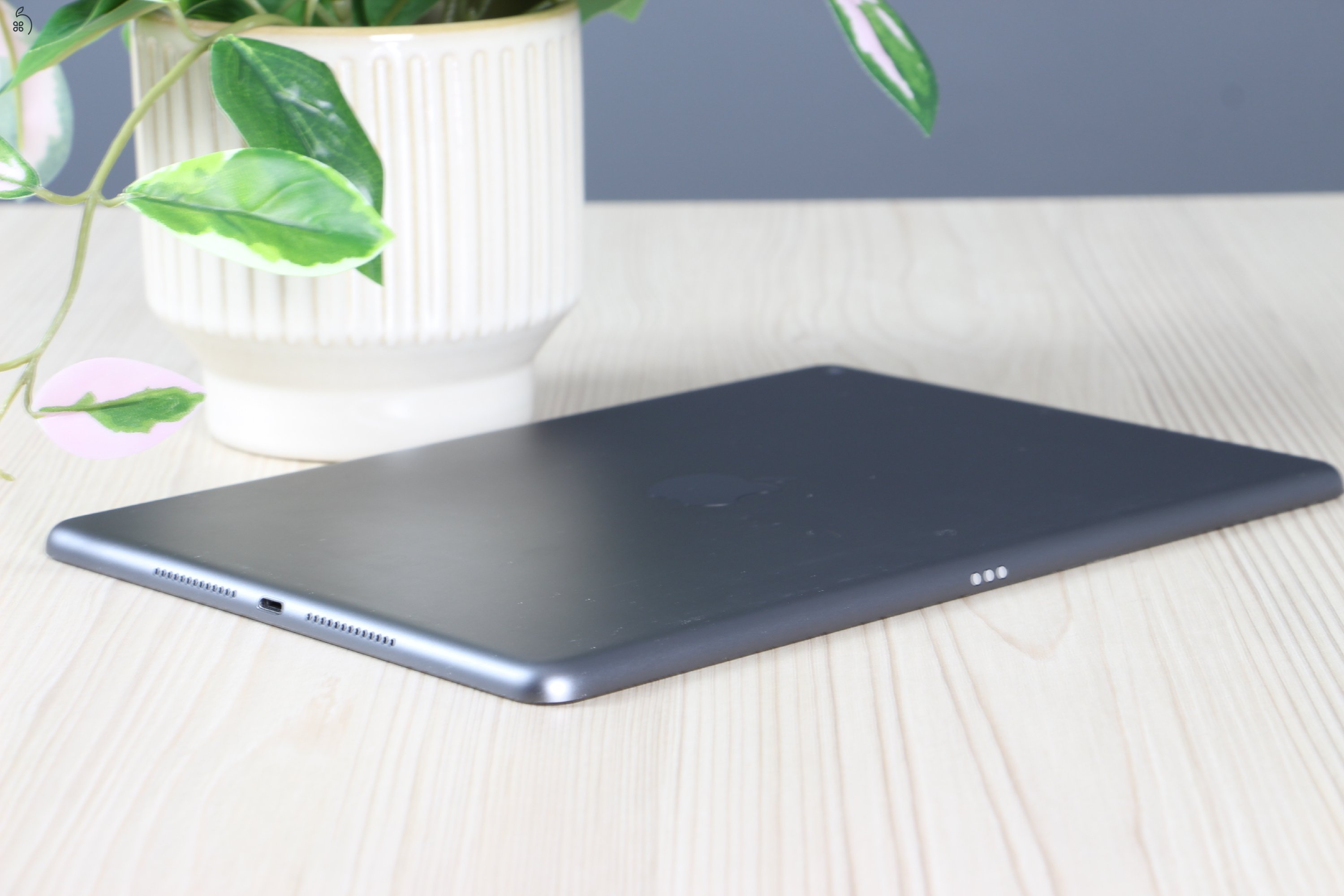 Apple iPad 9 64GB Space Gray Wifi A US-7732