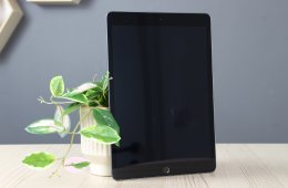 Apple iPad 9 64GB Space Gray Wifi A US-7732