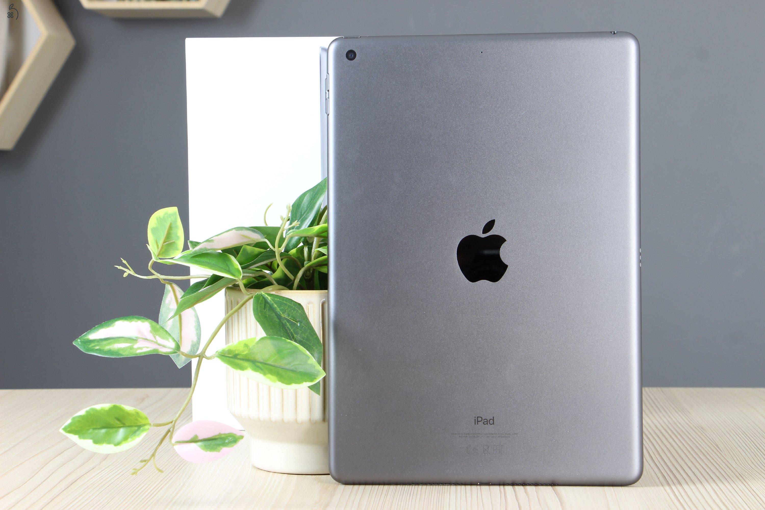 Apple iPad 9 64GB Space Gray Wifi A US-7732