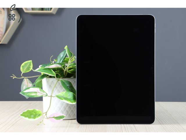 Újszerű Apple iPad Air 11