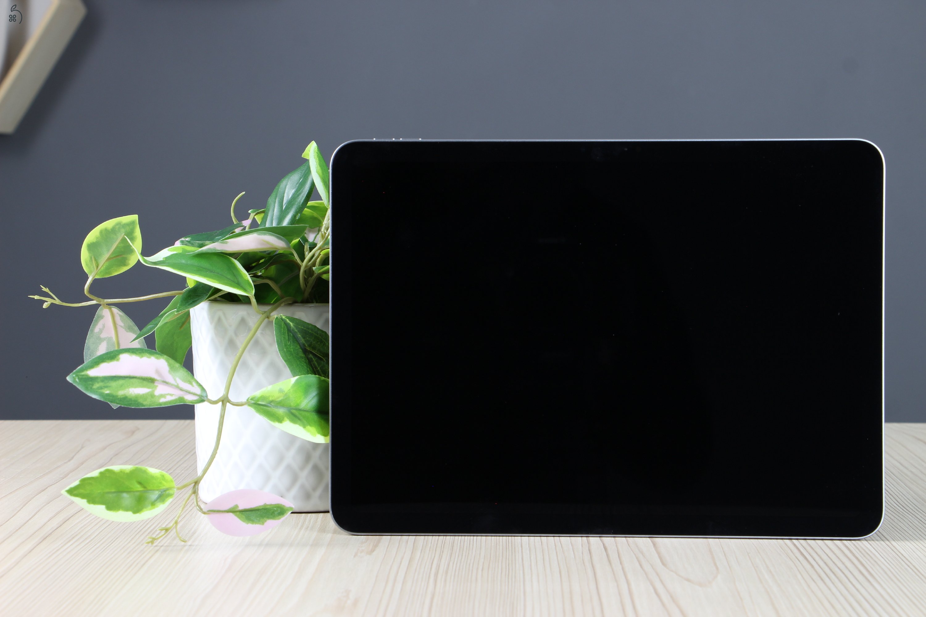 Újszerű Apple iPad Air 11