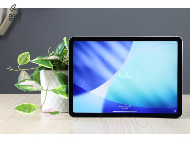Újszerű Apple iPad Air 11