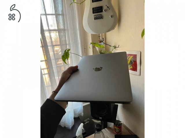 MacBook Air 13