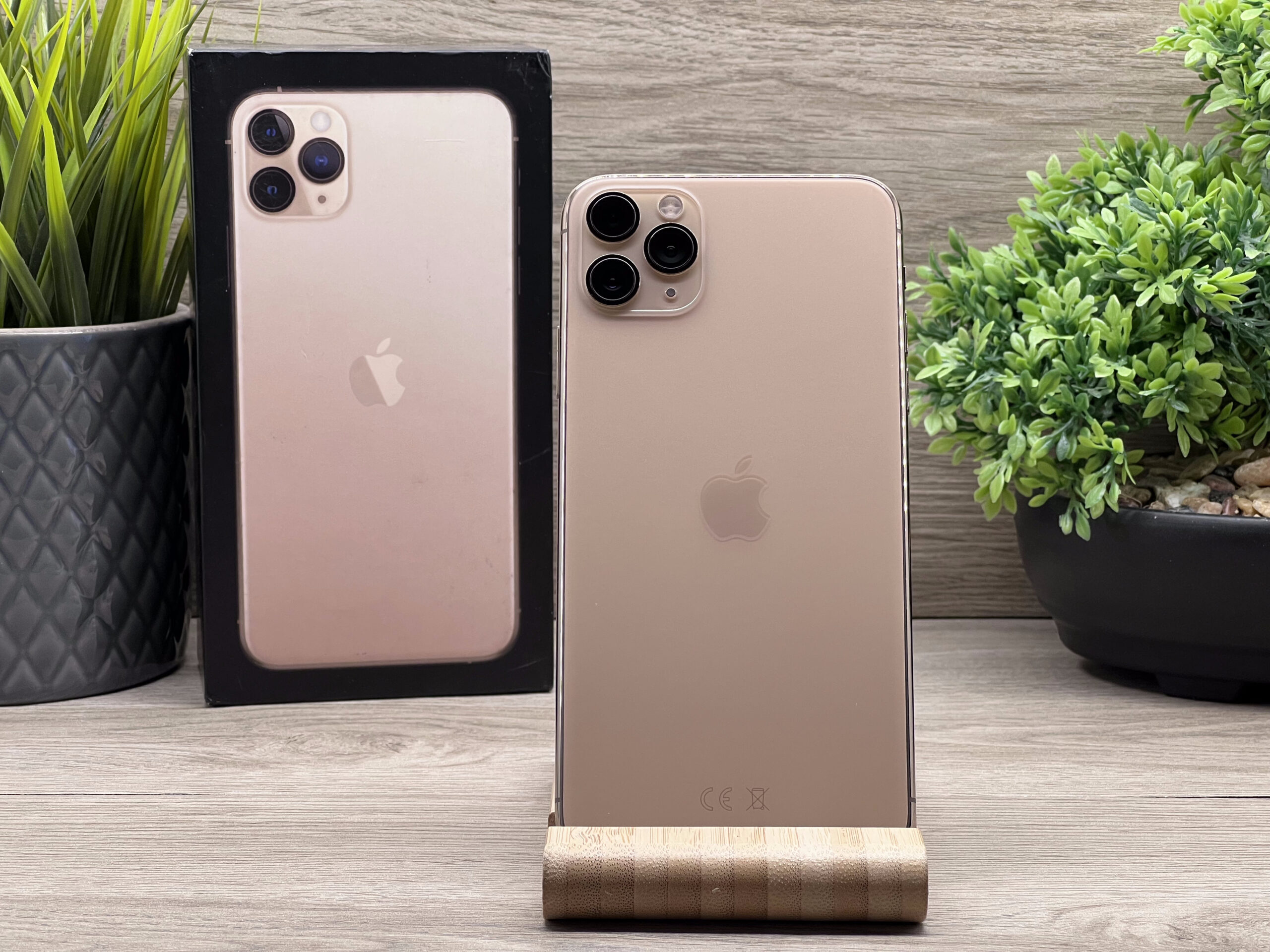 iPhone 11 Pro Max Gold 64GB 2 ÉV Garanciával 100%