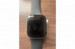 Watch 10 42mm kifogastalan allapotban garanciaval