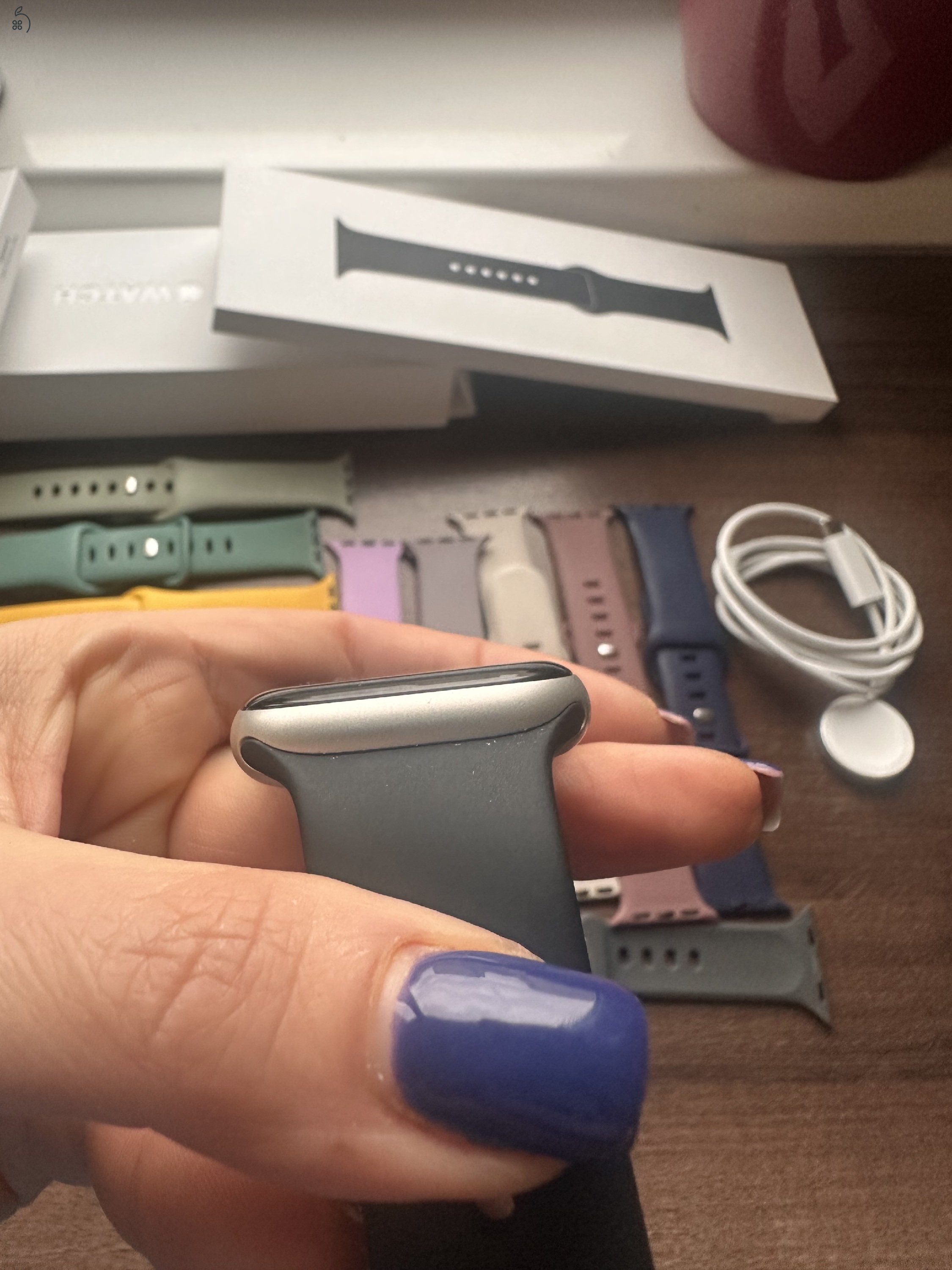 Watch 10 42mm kifogastalan allapotban garanciaval