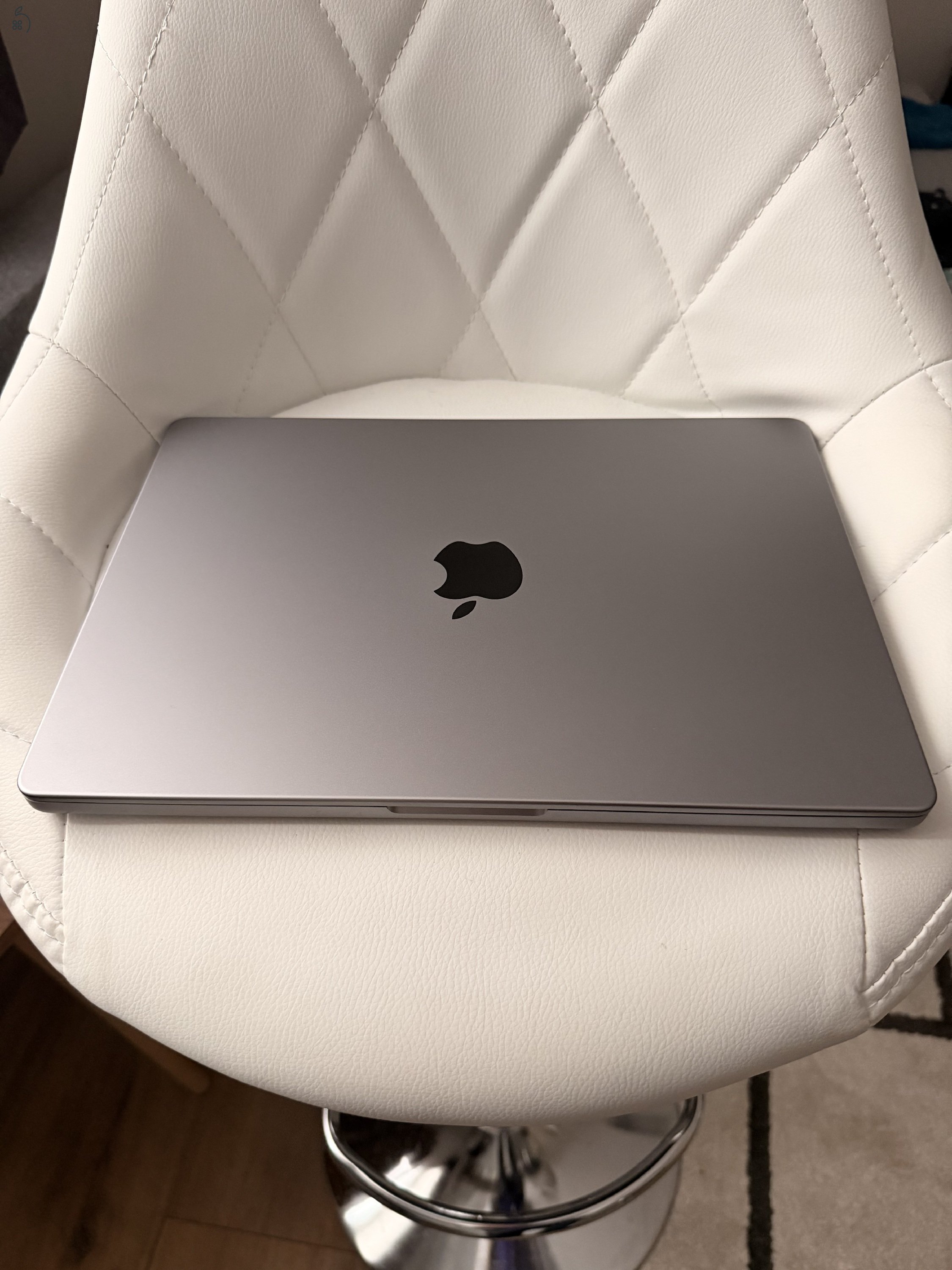 MacBook Pro 14” M1 Pro (16GB / 512GB) – szép állapot, dobozos