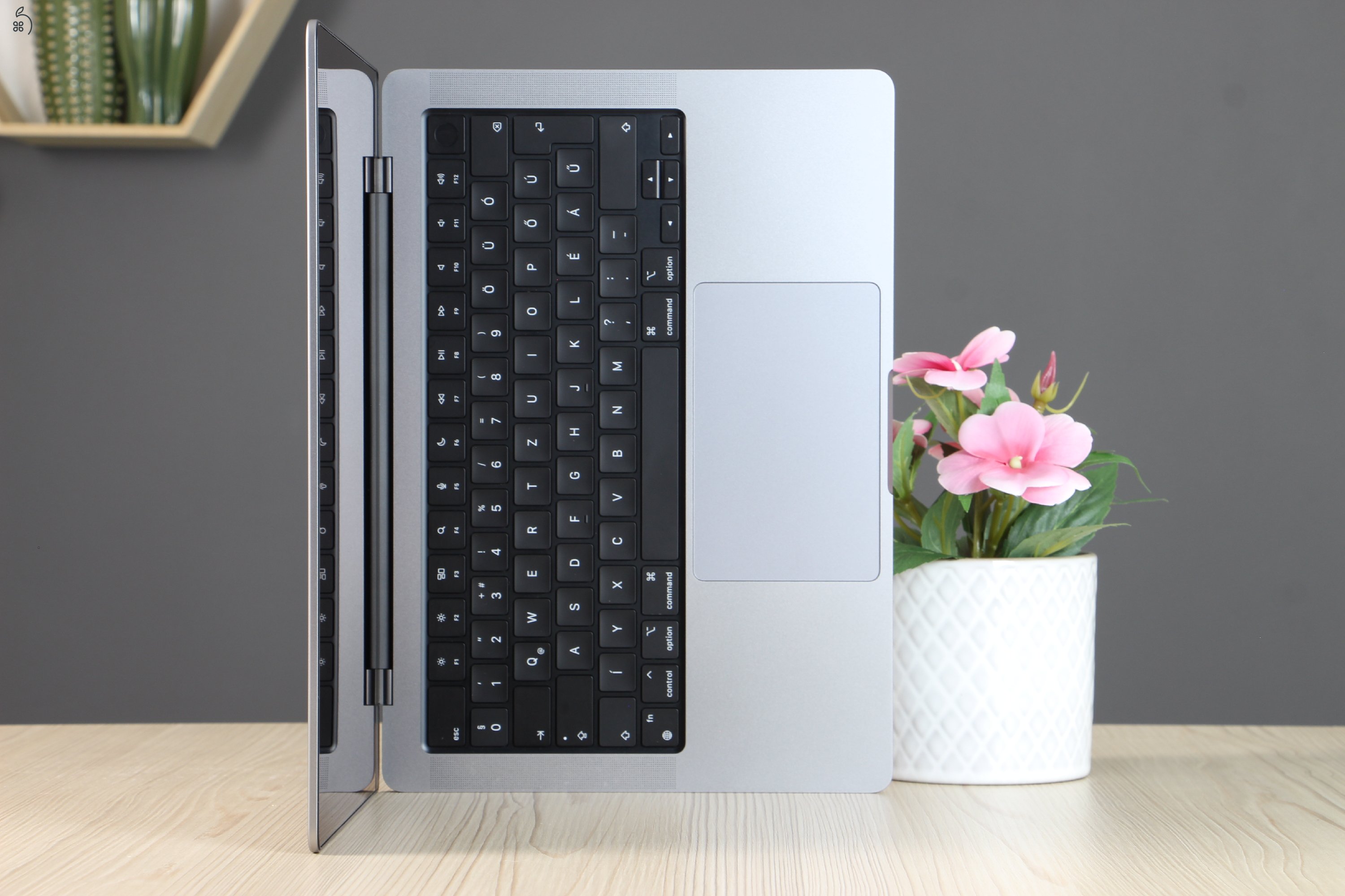 Apple Macbook Pro 14