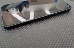 iPhone 15 Plus 128GB Space Grey 87% akku, 11.24-ig iStyle gari, ajándék gyári tok