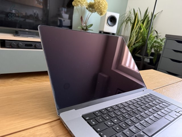 Apple Macbook Pro 16” M1 Pro | CTO | 32Gb Ram | 1Tb SSD | dobozával és tartozékaival