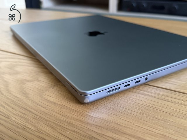Apple Macbook Pro 16” M1 Pro | CTO | 32Gb Ram | 1Tb SSD | dobozával és tartozékaival