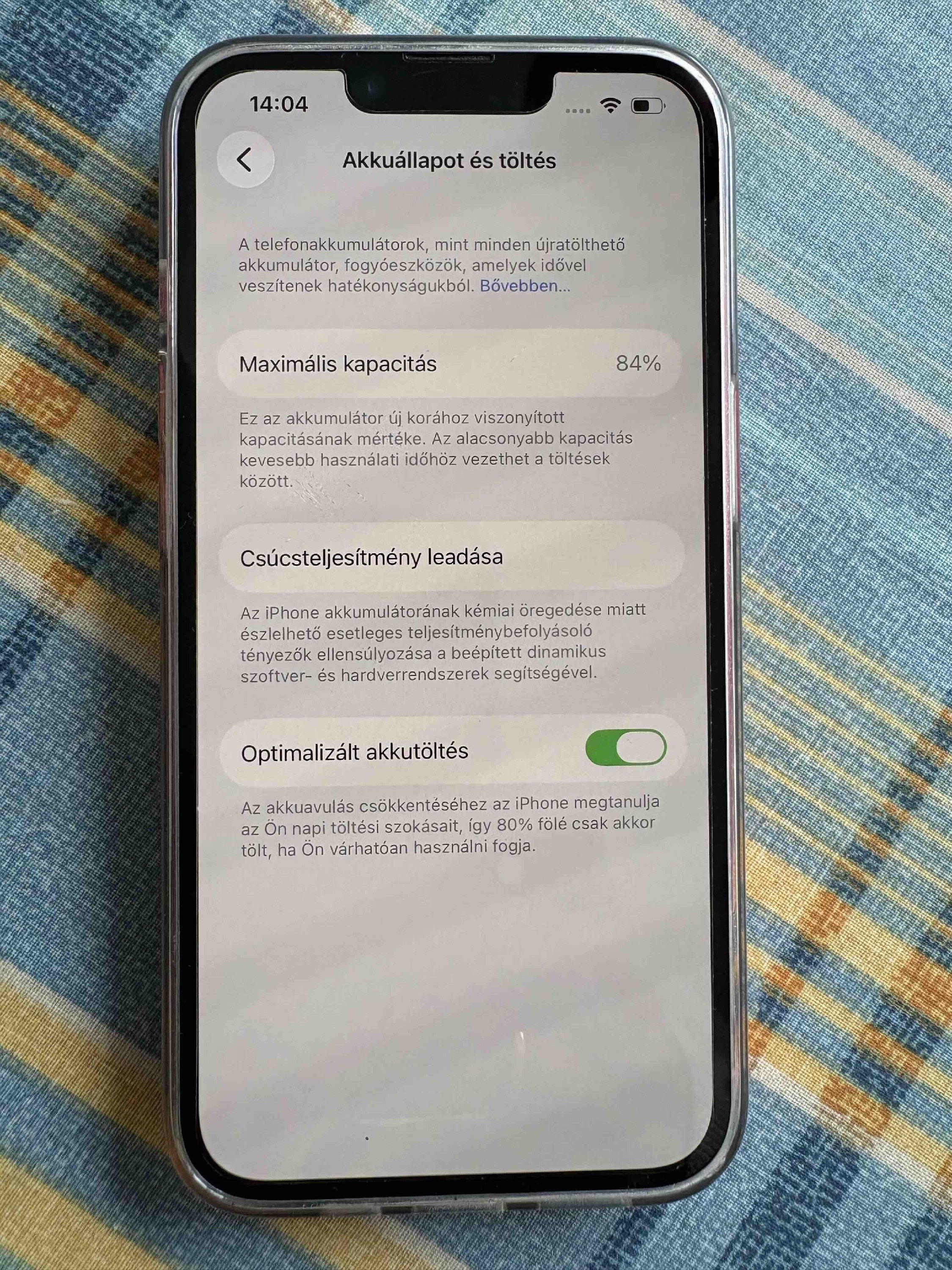 Iphone 14, 128GB, piros, 84% akku