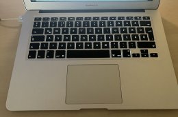 Apple MacBook Air 13