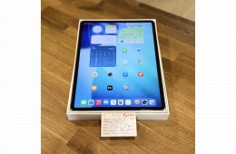 38. Apple iPad Air 7 13