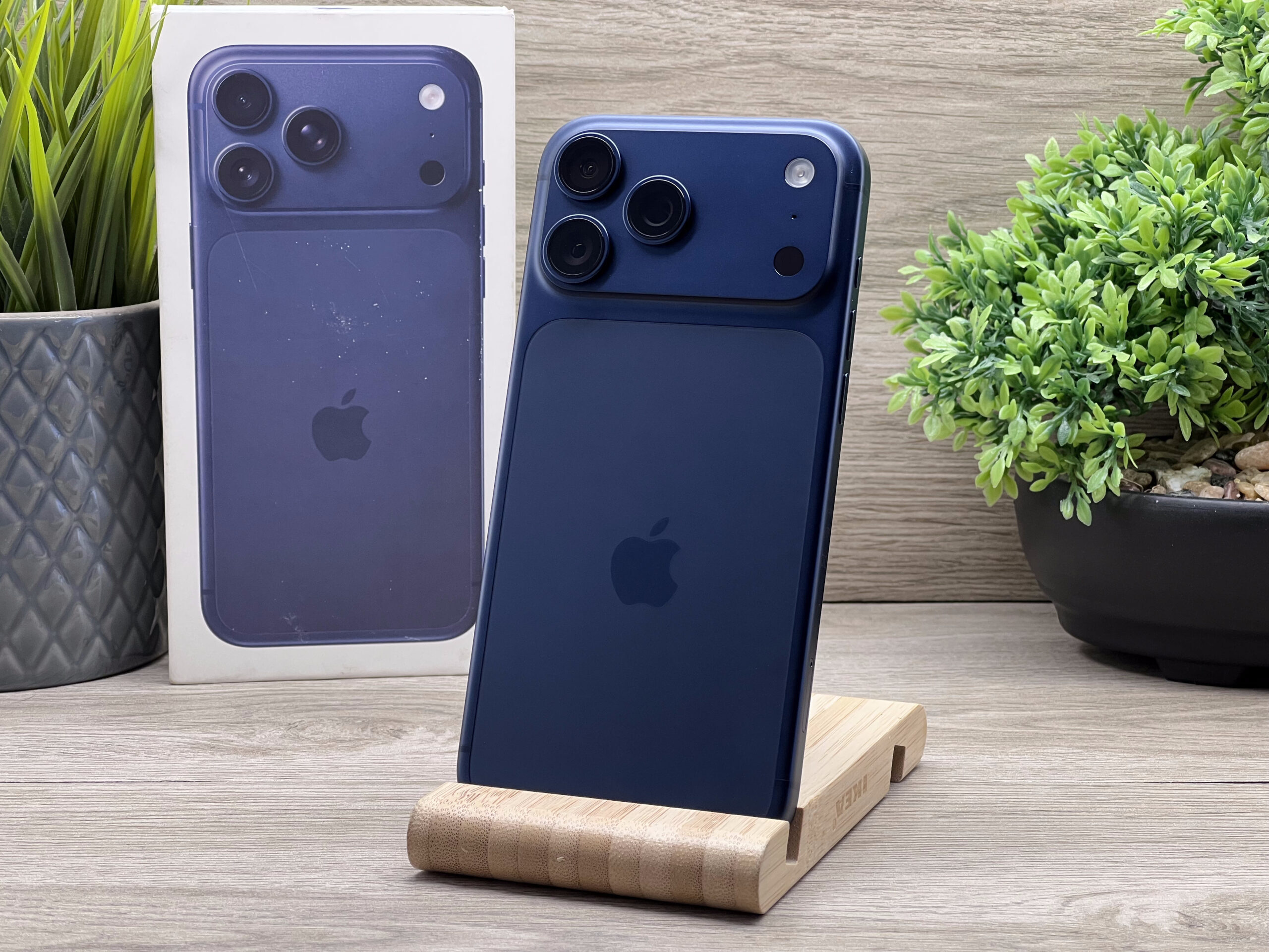 Hibátlan iPhone 17 Pro Max Deep Blue 256GB 2 ÉV Garanciával 100%