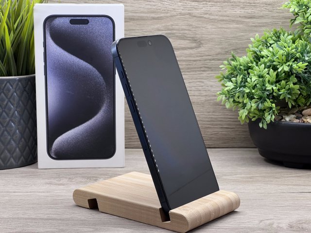 Hibátlan iPhone 15 Pro Max Blue Titanium 256GB 2 ÉV Garanciával 92%