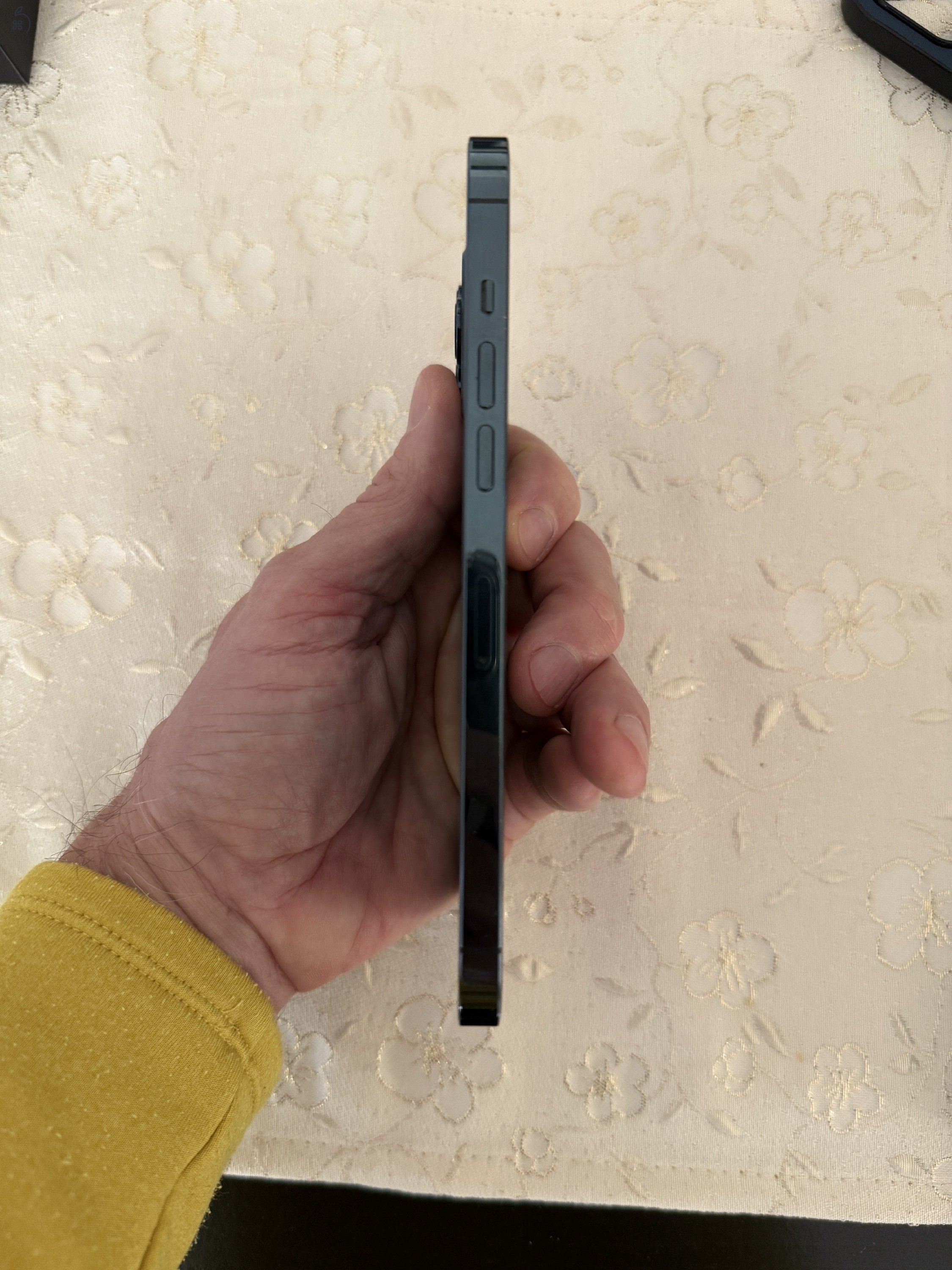 Eladó Iphone 12 Pro Max hibátlan 