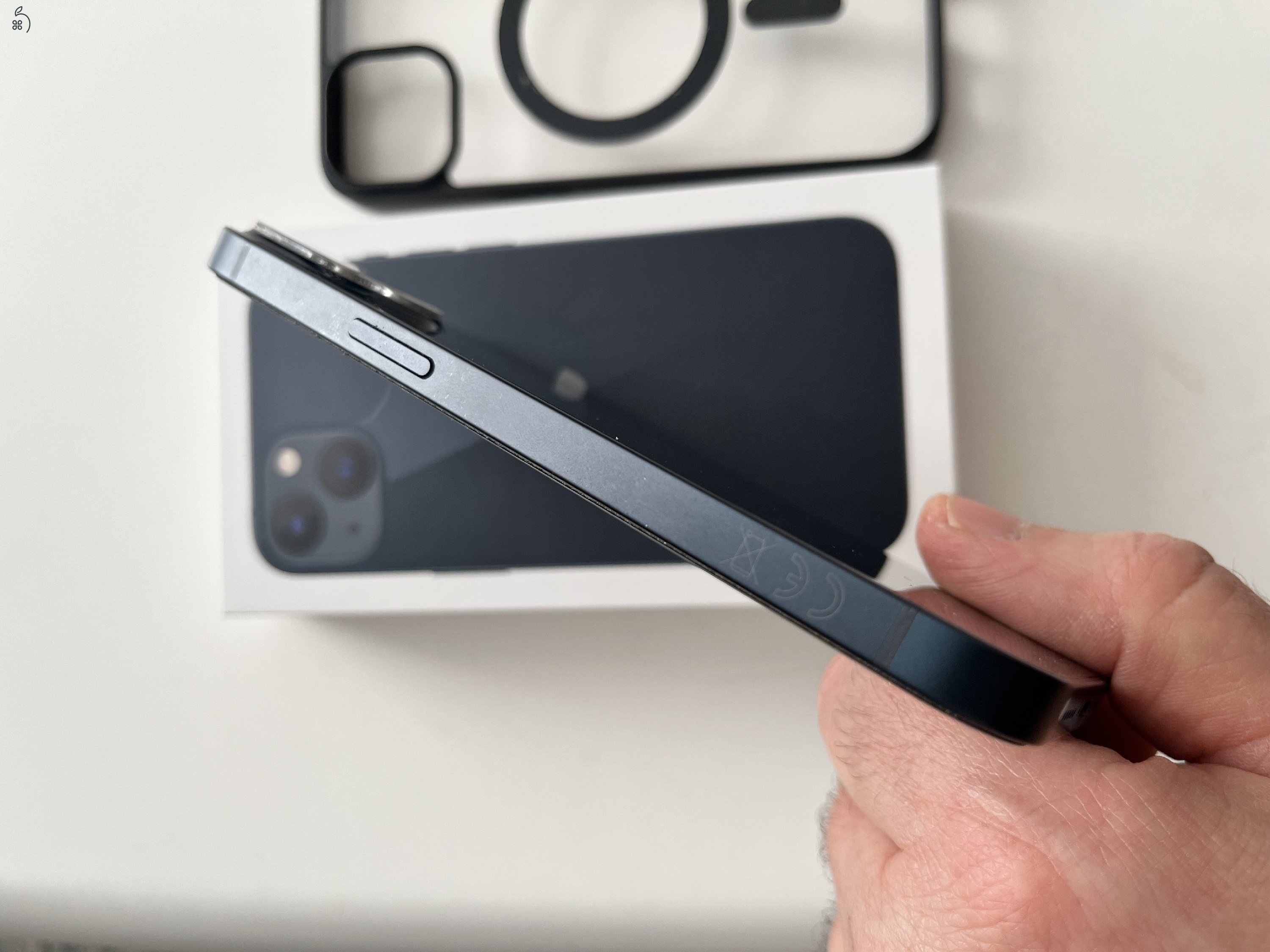 iPhone 13 128GB Makulátlan! Akku 100%!