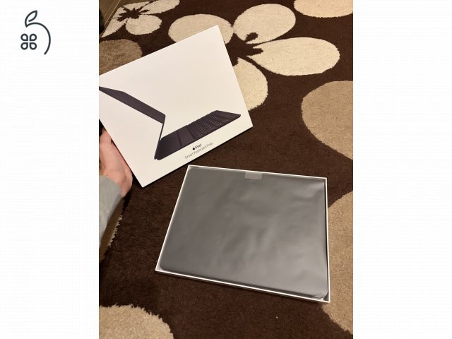 Apple Smart Keyboard Folio 12.9 Billentyűzet Tok, magyar kiosztás