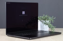 MACBOOK PRO 16