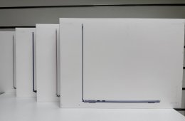 Új, bontatlan Macbook Air Retina M5 13