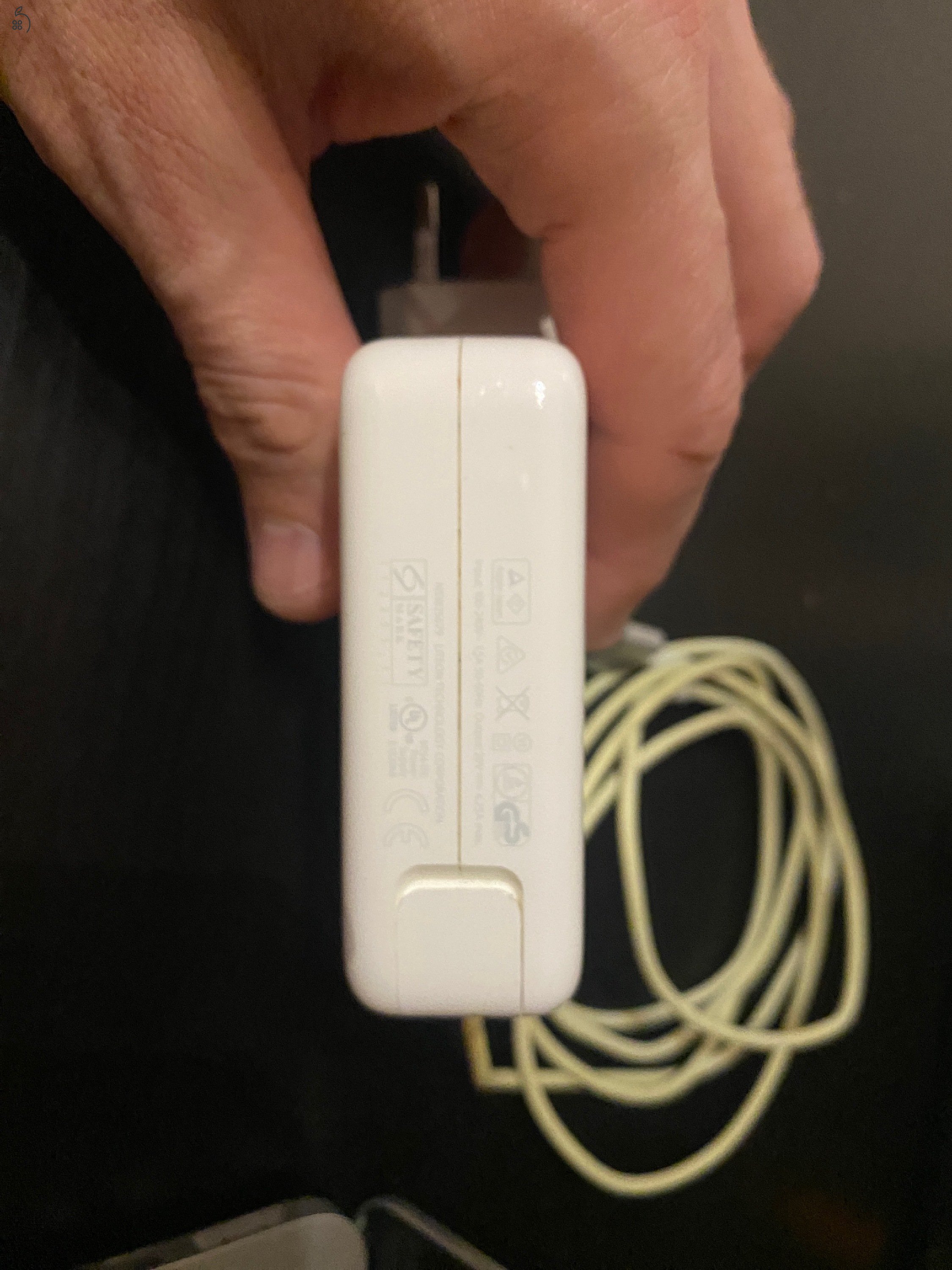 megkímélt munkagépem ajándék HDMI-Dsub elosztóval