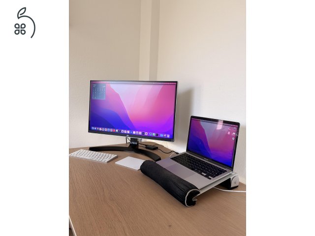 MacBook Pro M2 13” 8GB/512GB – GARANCIÁS 2026.04-ig, iCentre, Makulátlan, Dobozos