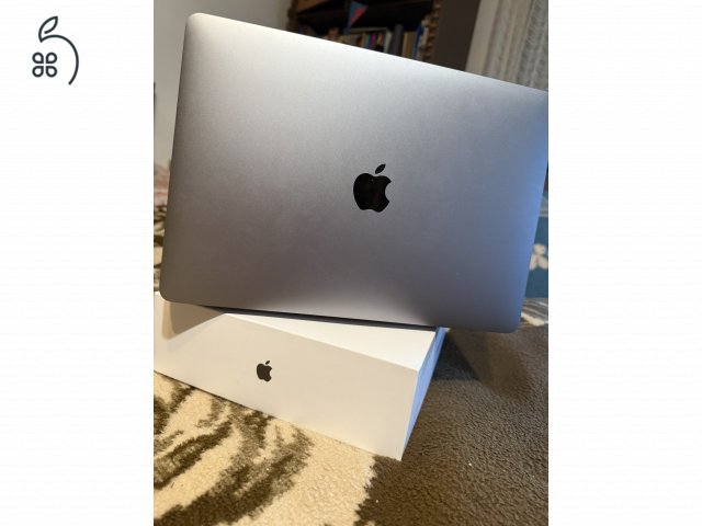 Macbook Air M1, magyar kiosztású billentyűzet