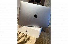 Macbook Air M1, magyar kiosztású billentyűzet