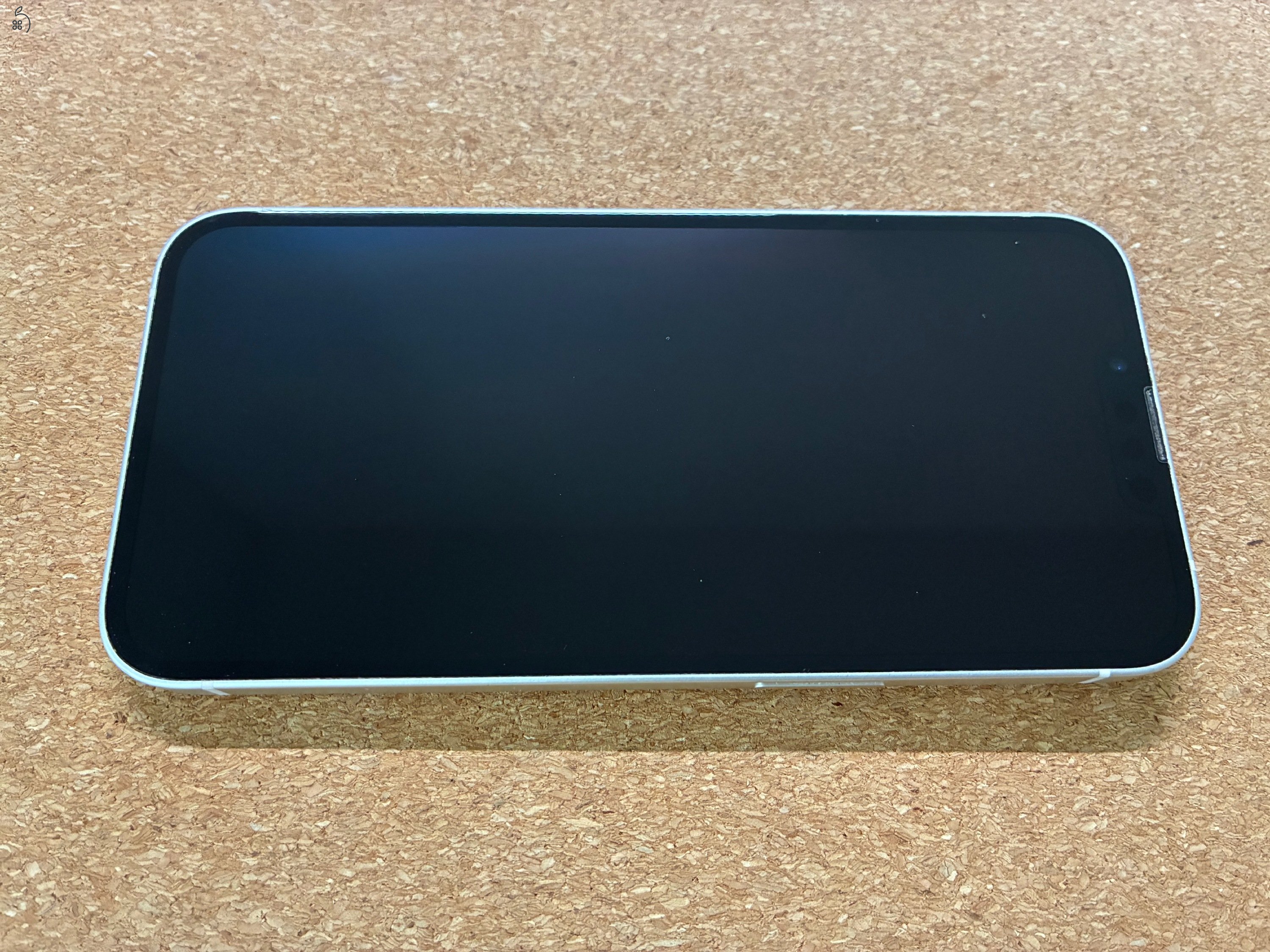 iPhone 13 - 128Gb - Starlight A2633 - MLPG3HU/A - független