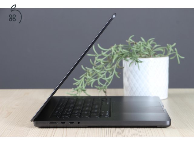Újszerű Apple Macbook Pro 16