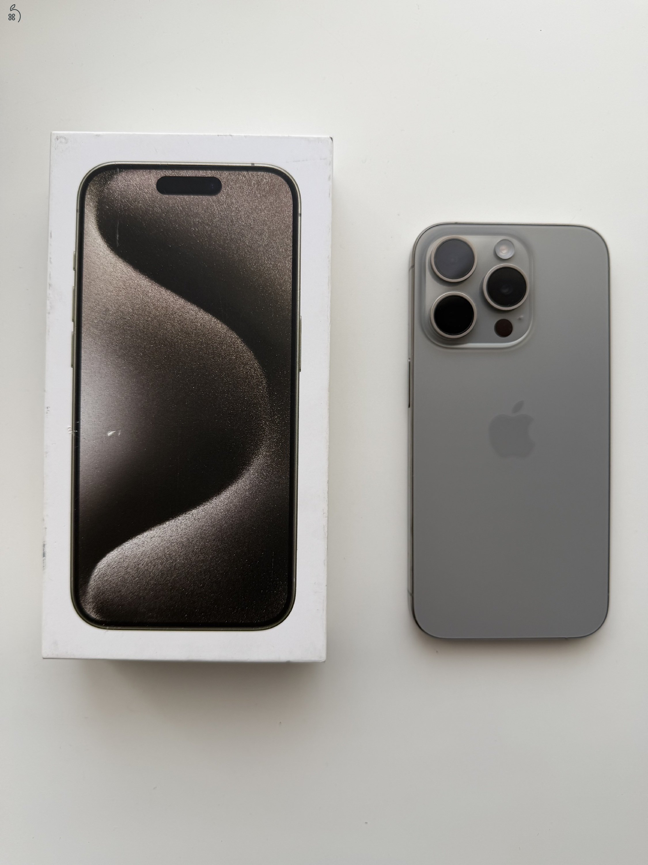 iPhone 15 Pro 128GB Natúr Titán Karcmentes