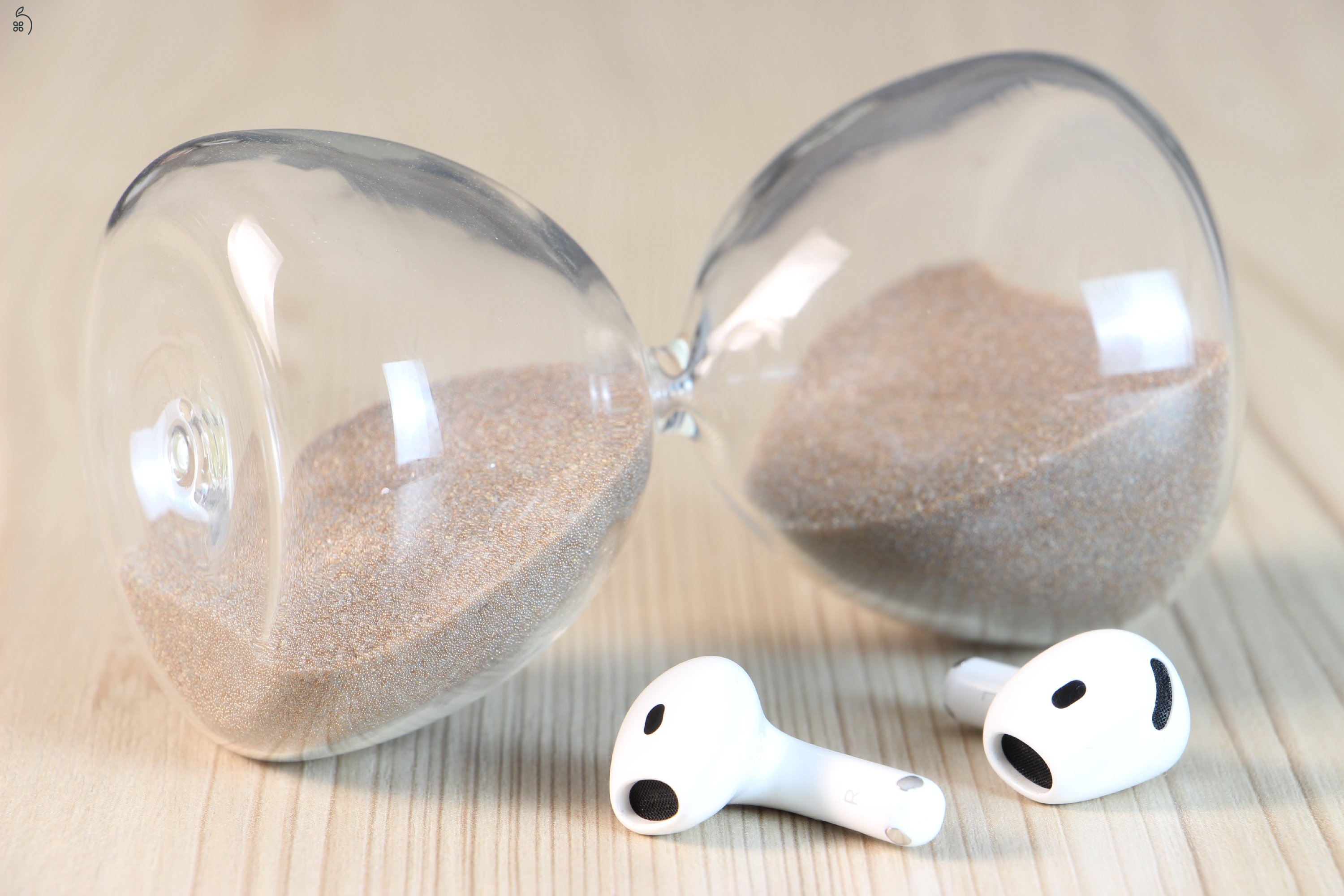 Apple Airpods 4 (ANC) C+ US-7936