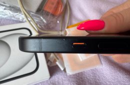 Eladó iPhone 15 128 GB fekete