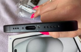 Eladó iPhone 15 128 GB fekete