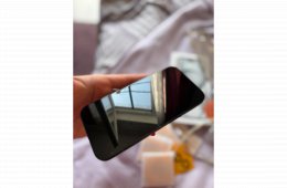 Eladó iPhone 15 128 GB fekete