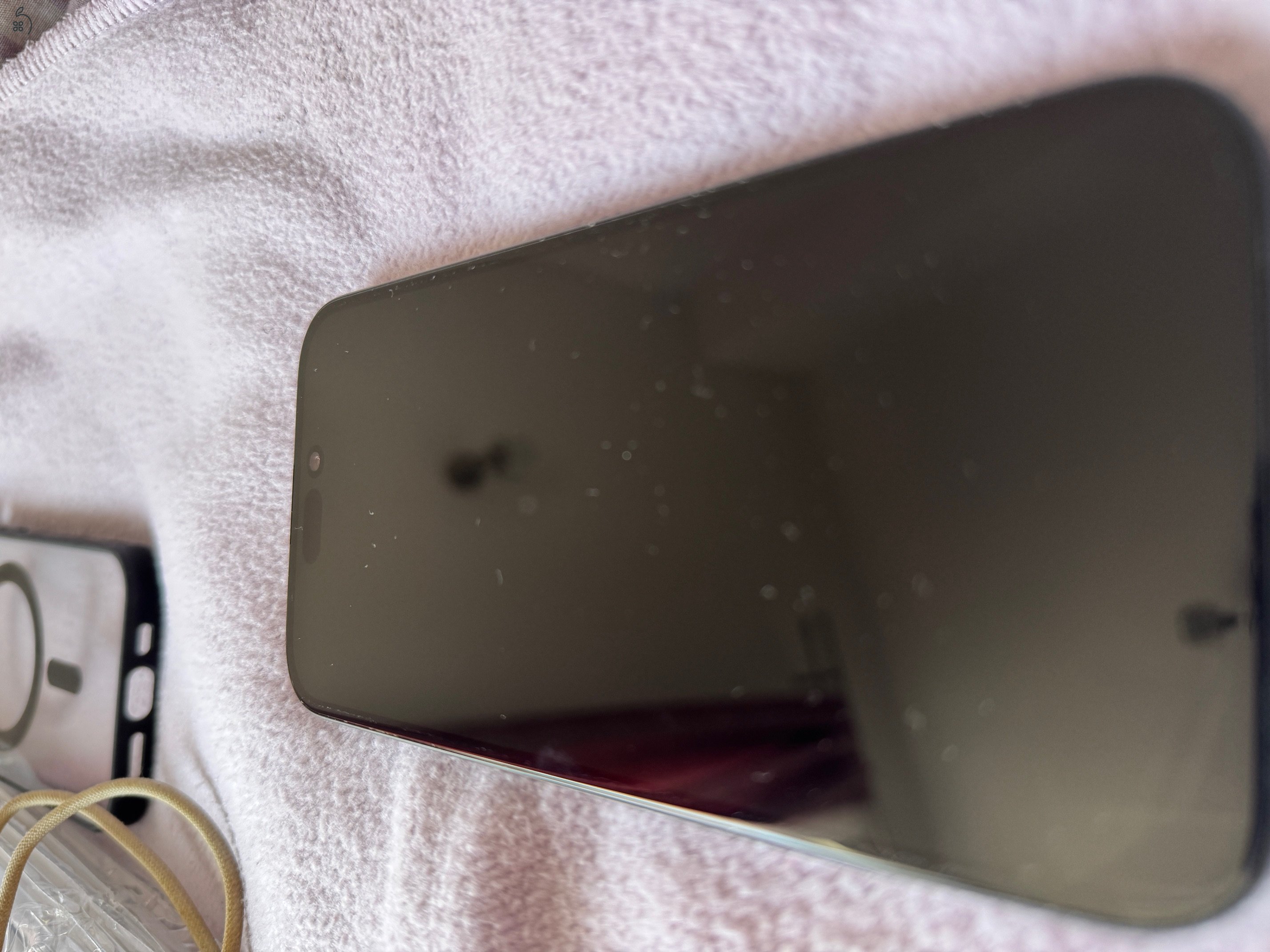 Eladó iPhone 15 128 GB fekete