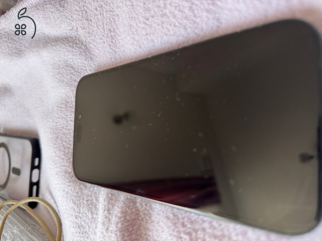 Eladó iPhone 15 128 GB fekete