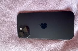 Eladó iPhone 15 128 GB fekete