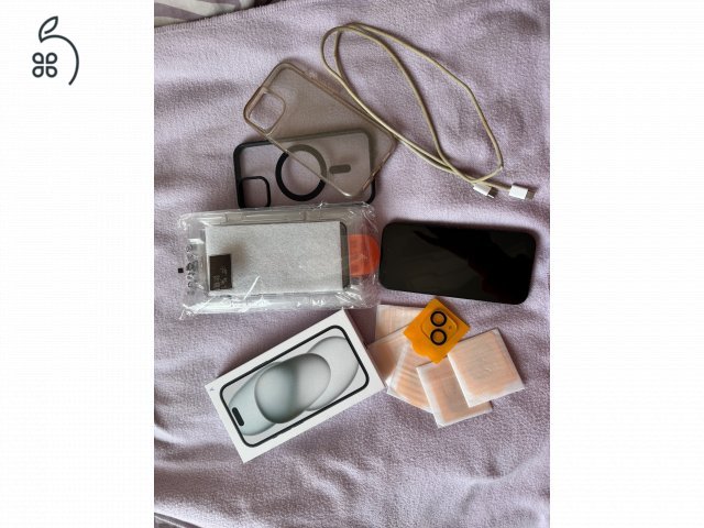 Eladó iPhone 15 128 GB fekete