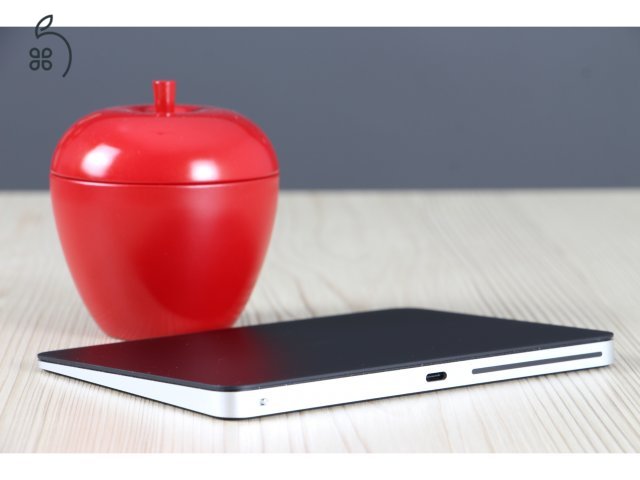 Újszerű Apple Magic Trackpad USB-C Black A+ US-7917