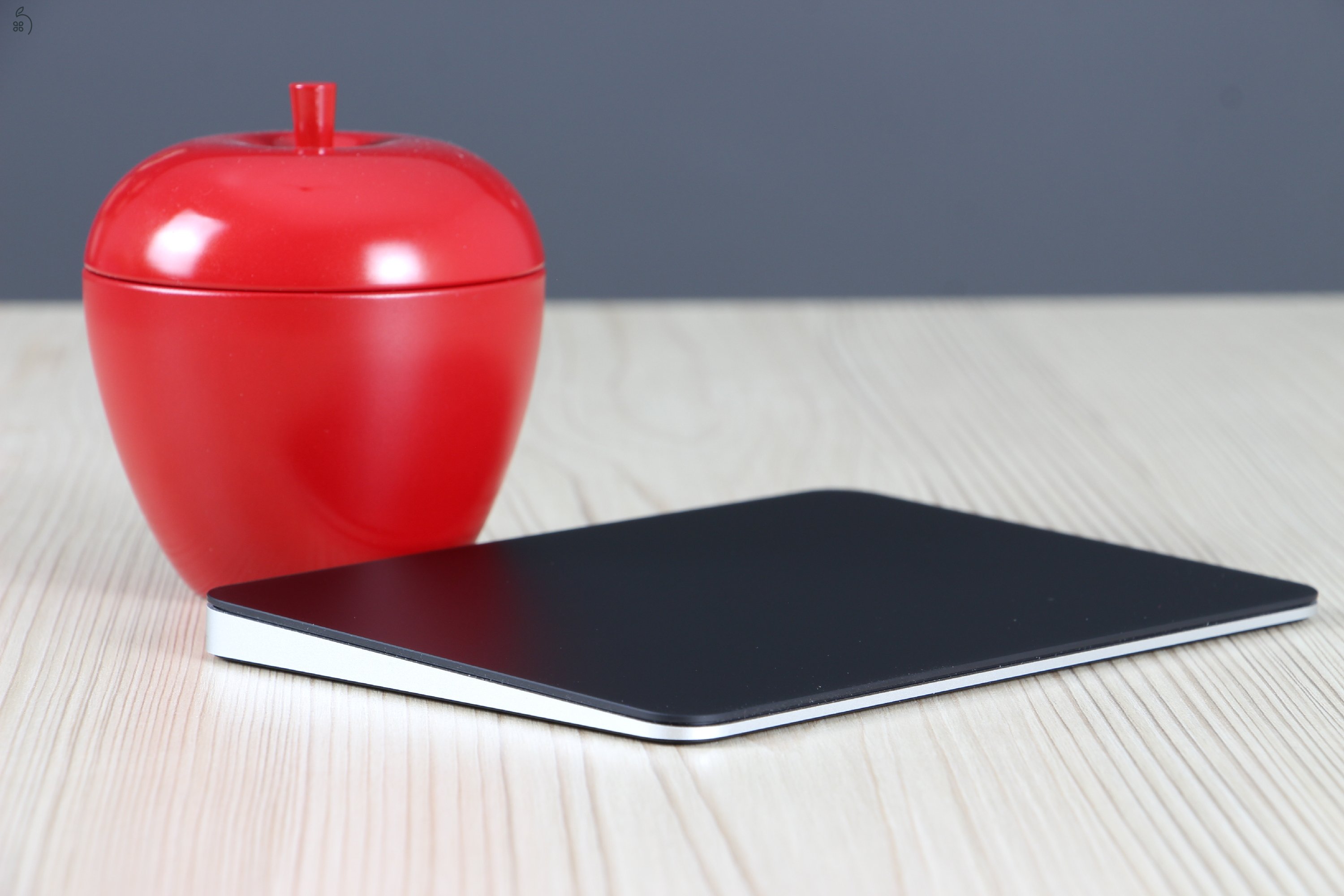 Újszerű Apple Magic Trackpad USB-C Black A+ US-7917